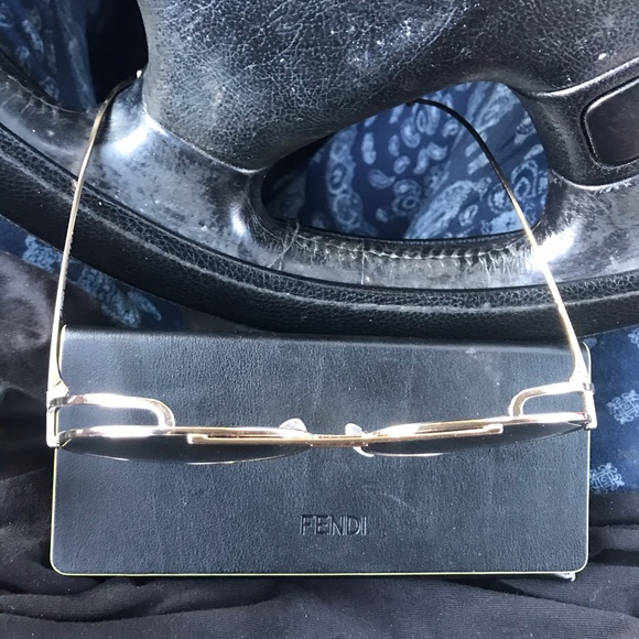 Brand new  fends sun glasses - Picture 2 of 6